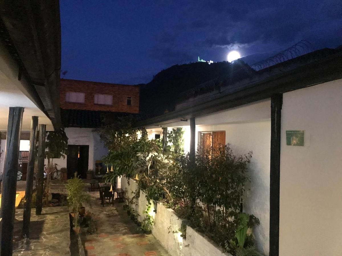 בוגוטה El Yarumo Hostel מראה חיצוני תמונה